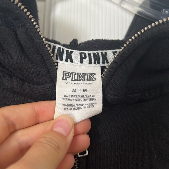 Free PINK hoodie - Picture 3 of 4